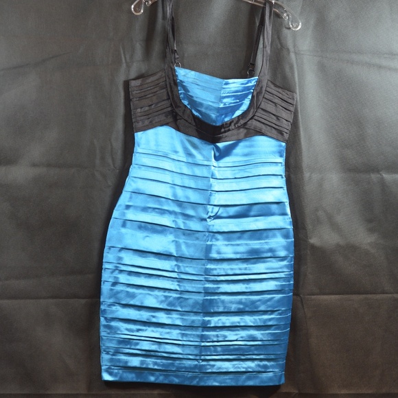 Satiny Black/Turquoise Body Con Dress SZ M SUZY - Picture 4 of 12